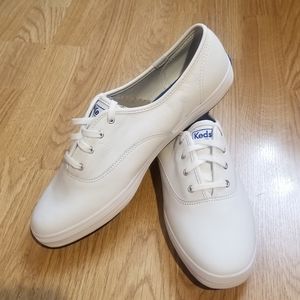 COPY - Champion Leather Sneaker